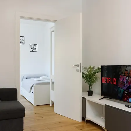 Modern Apartment, In The Center Near Apartment *