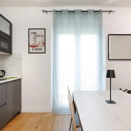 Modern Apartment, In The Center Near Триест