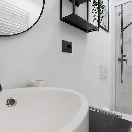公寓 Modern Apartment, In The Center Near