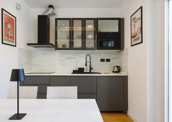 Modern Apartment, In The Center Near *